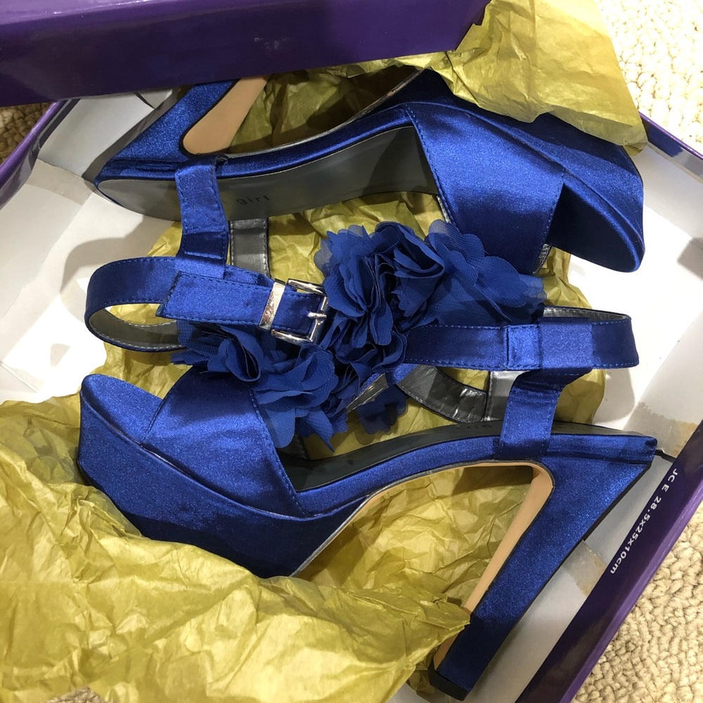 Blue Satin Madden Pumps